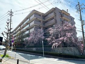 大阪府池田市五月丘２丁目