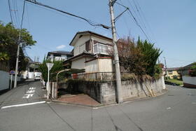 神奈川県川崎市多摩区栗谷２丁目