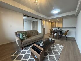 北海道札幌市豊平区豊平二条２丁目