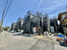 埼玉県川口市赤井３丁目