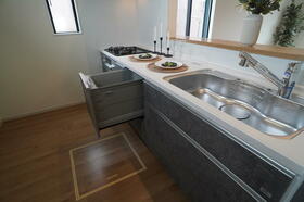 福岡県福岡市早良区内野２丁目