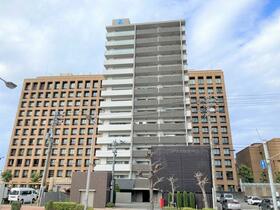 アルファステイツ県庁前