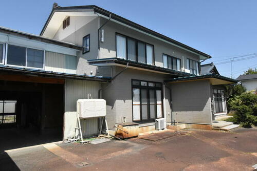 detached 山形県西村山郡河北町大字田井字田中