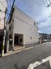 京急久里浜駅より徒歩2分 築8年3ヶ月 3階建の賃貸物件