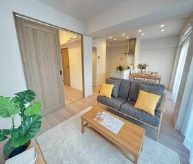 ライオンズガーデン上北沢　角住戸