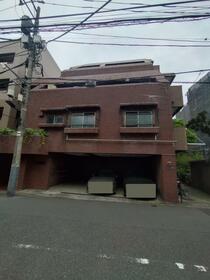 東京都港区芝４丁目