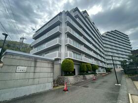 兵庫県三田市三輪３丁目