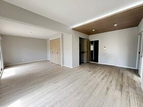 奈良県奈良市富雄元町３丁目