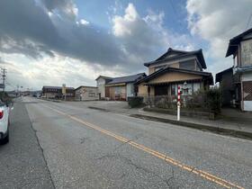 石川県加賀市西島町