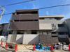 忍ケ丘駅より徒歩4分 築6年6ヶ月 3階建の賃貸物件