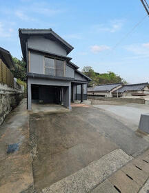 福岡県中間市土手ノ内３丁目