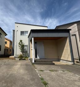 石川県白山市新成４丁目