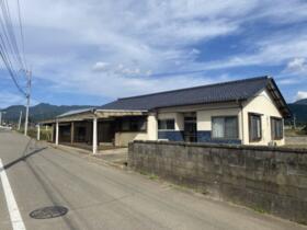 山梨県北杜市高根町箕輪