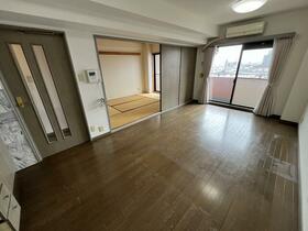 群馬県前橋市三河町２丁目