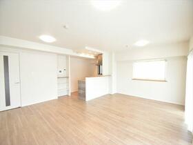 広島県広島市中区平野町