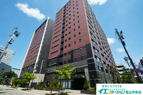 富山県富山市桜町１丁目