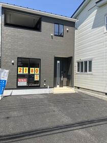 富山県高岡市中川園町