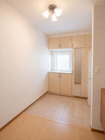 北海道苫小牧市明野元町２丁目