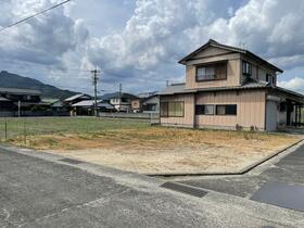 香川県東かがわ市川東