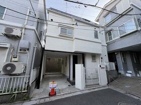 東京都港区白金台４丁目