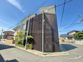 大阪府堺市西区上野芝町７丁