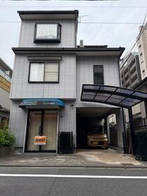 京都府京都市上京区猪熊通丸太町上る木屋之町