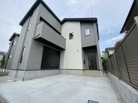 埼玉県所沢市中新井３丁目