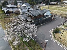 京都府京都市左京区上高野流田町