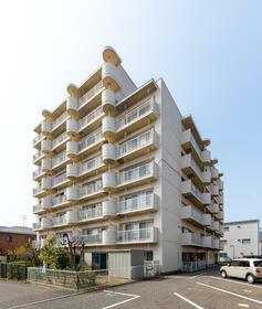 ローズベイマンション