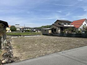 山梨県韮崎市藤井町北下條