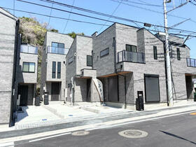 神奈川県横浜市中区本牧間門