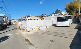 東京都多摩市連光寺３丁目