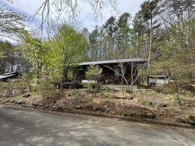 山梨県北杜市大泉町西井出