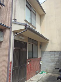 京都府京都市上京区猪熊通出水上る蛭子町