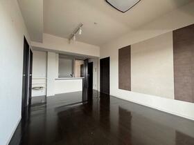 エンブルエバー富士松岡