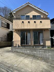 神奈川県横須賀市粟田１丁目