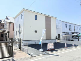 神奈川県横浜市青葉区市ケ尾町