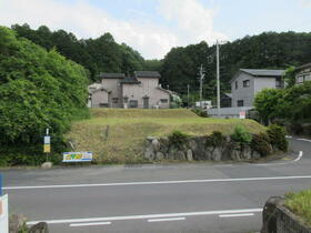 三重県名張市緑が丘中