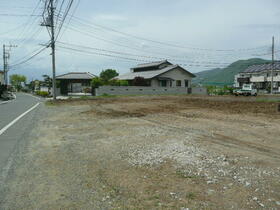 山梨県笛吹市御坂町国衙