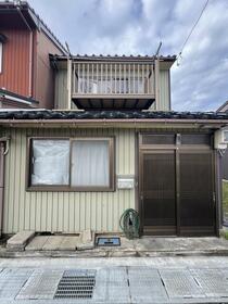 富山県射水市庄川本町