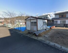 香川県綾歌郡宇多津町平山