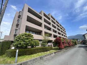 静岡県御殿場市新橋