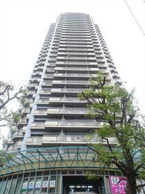 川口パークタワー