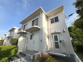 駒寄第二住宅３４号棟　１０４号室　テラスハウス