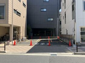 東京都調布市布田２丁目