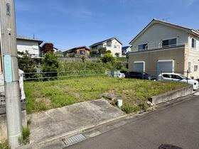 神奈川県中郡二宮町中里２丁目