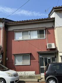富山県射水市八幡町３丁目