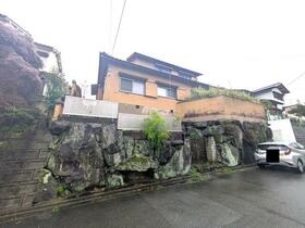 奈良県奈良市富雄泉ヶ丘