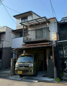 京都府京都市右京区花園中御門町