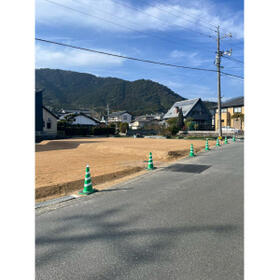 山口県山口市吉敷赤田１丁目